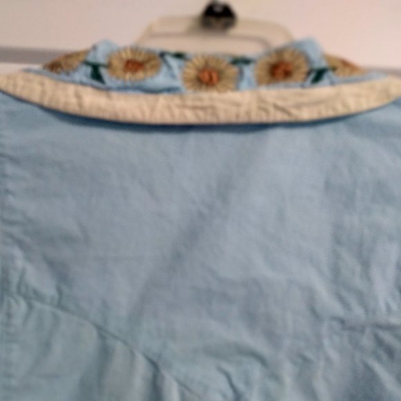 GIDDY UP in this Western w/sunflower accent outfit - Picture 4 of 8